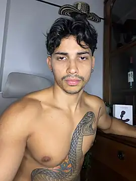 David_Tresh5 stripchat live cam model