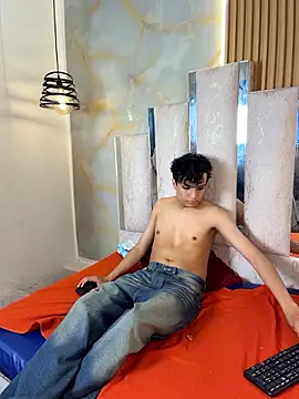 NoMercyDuo stripchat live cam model