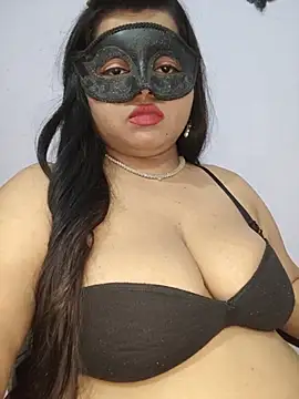 BigAssAyeaha stripchat live cam model