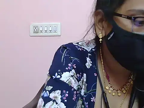 kajal-32telugu stripchat live cam model