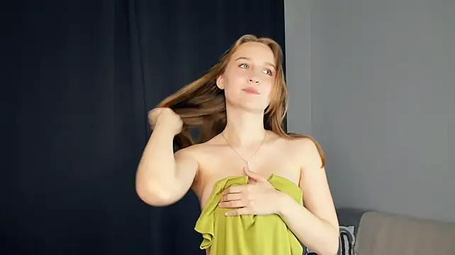 FredaWaterfall stripchat live cam model