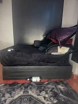 _Danna stripchat live cam model