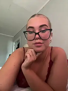 MissAuroraX stripchat live cam model