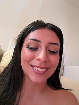 sweetAli_ stripchat live cam model