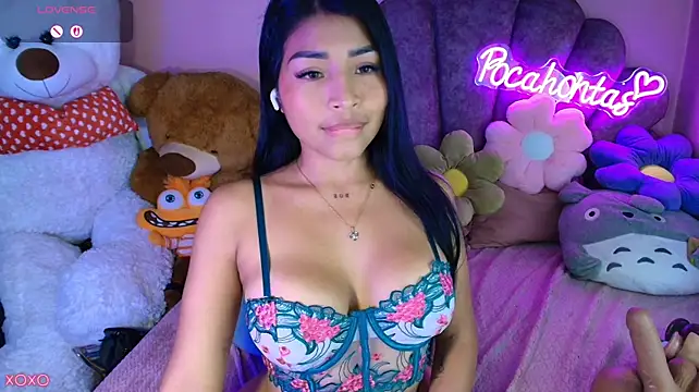 Pocahontascute_33 stripchat live cam model