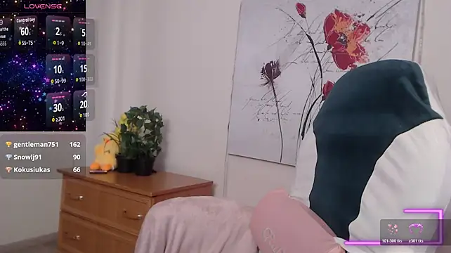 Alisawoods_ stripchat live cam model