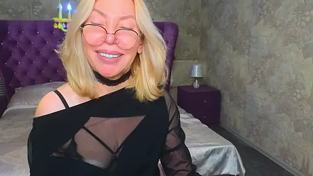 Wendy_Waves stripchat live cam model