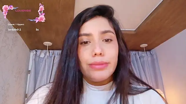 RenataLeclair stripchat live cam model