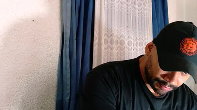 musclehetero stripchat live cam model