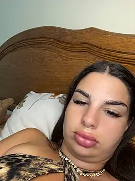 Alma_170900 stripchat live cam model