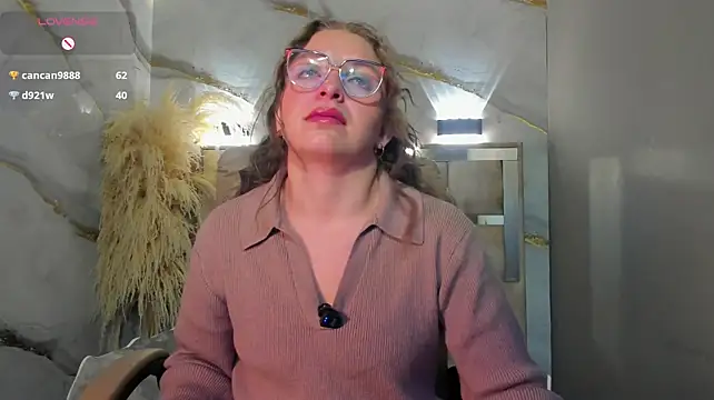 _isaabellaa stripchat live cam model