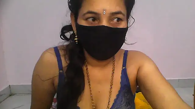 Komal_Bhabhi4u stripchat live cam model