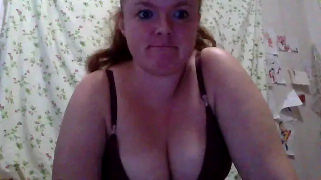 Rae_Jeannie stripchat live cam model