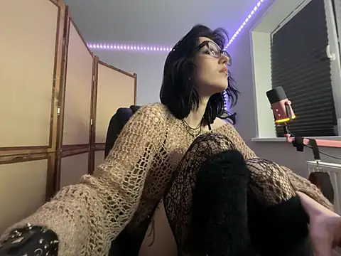 lissaros stripchat live cam model