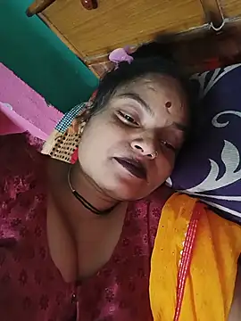 Manbi_bhabi stripchat live cam model