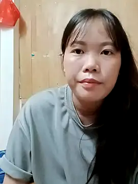 DoliceGirl2k stripchat live cam model