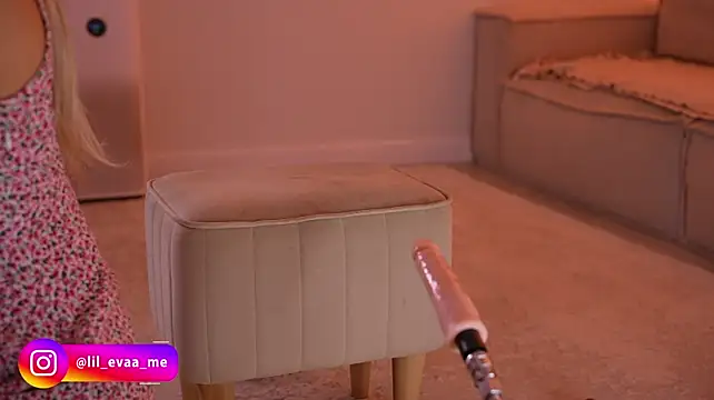 Lilevame stripchat live cam model