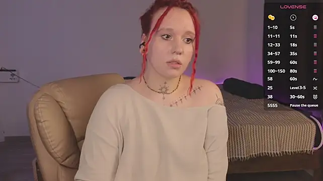 The_Full_Red_Moon stripchat live cam model