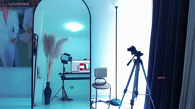 dark_sailent stripchat live cam model