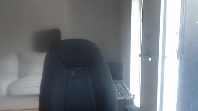 couplelti2 stripchat live cam model