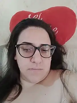 Dolcecurvy stripchat live cam model
