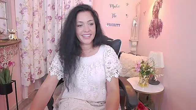 MyLovOne stripchat live cam model