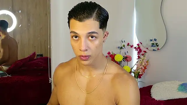 Troye_Williams stripchat live cam model