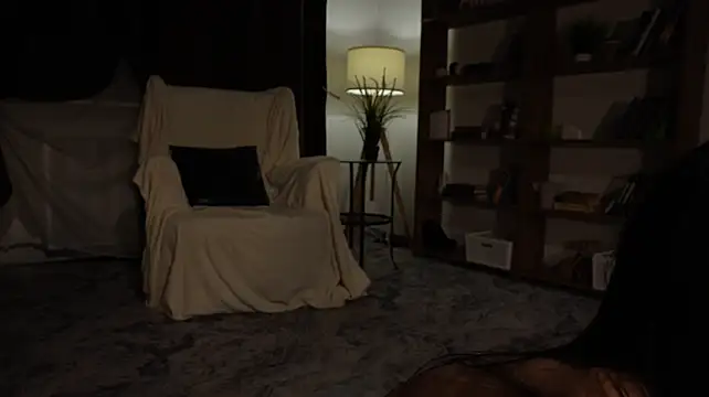 OnieClose stripchat live cam model