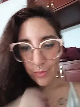 Melinerd stripchat live cam model