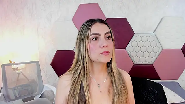 AriaRous stripchat live cam model