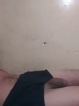ovar12 stripchat live cam model
