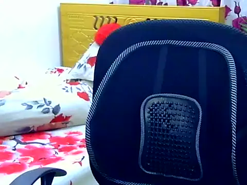 Alina_Nur stripchat live cam model