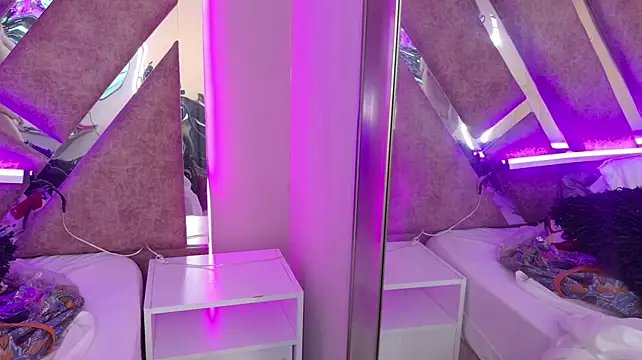 IrinnaShidou_ stripchat live cam model