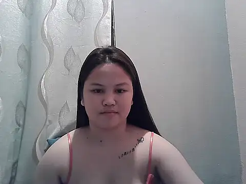 ThePrettySecret stripchat live cam model
