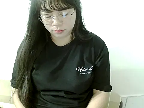 Bbi_8386 stripchat live cam model