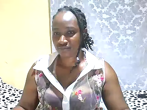 sexy-faiy stripchat live cam model