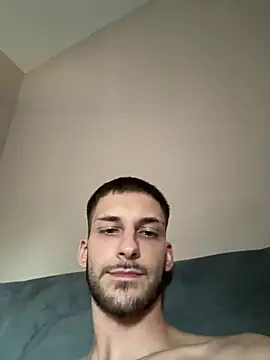 skinnytwink2008 stripchat live cam model