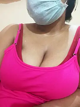 BoldNdSleek stripchat live cam model