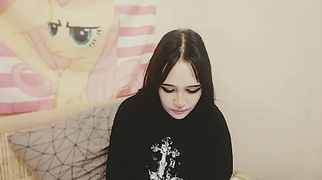 AliceMilati stripchat live cam model