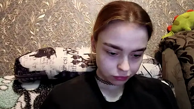 CaraDelevingnee stripchat live cam model