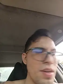 Mrbigcockdanicol10 stripchat live cam model