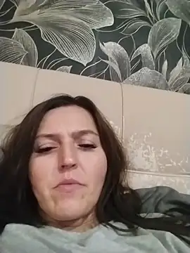 SweetyMommy77 stripchat live cam model