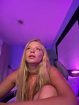 AnastasiaAniess stripchat live cam model