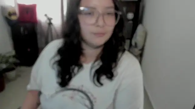 aika-dreams stripchat live cam model