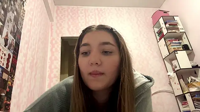 TynishaShute stripchat live cam model