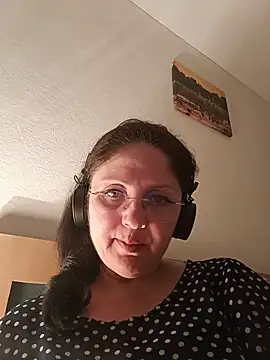 Imperatriza stripchat live cam model