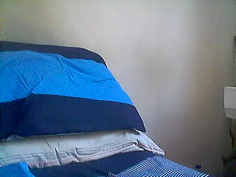 Marobronco stripchat live cam model