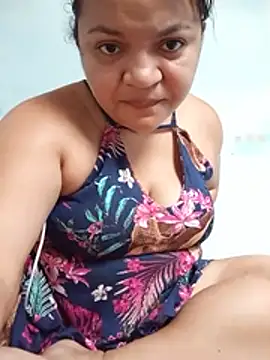 vvksm stripchat live cam model