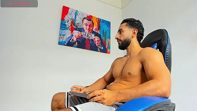 Yiyo10_ stripchat live cam model