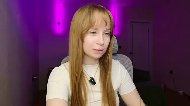 BunnyShinex stripchat live cam model